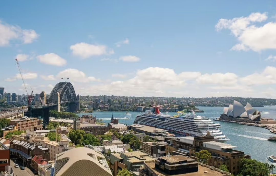 EXPERT COMMENTARY: How to save money on your cruise, from the experts